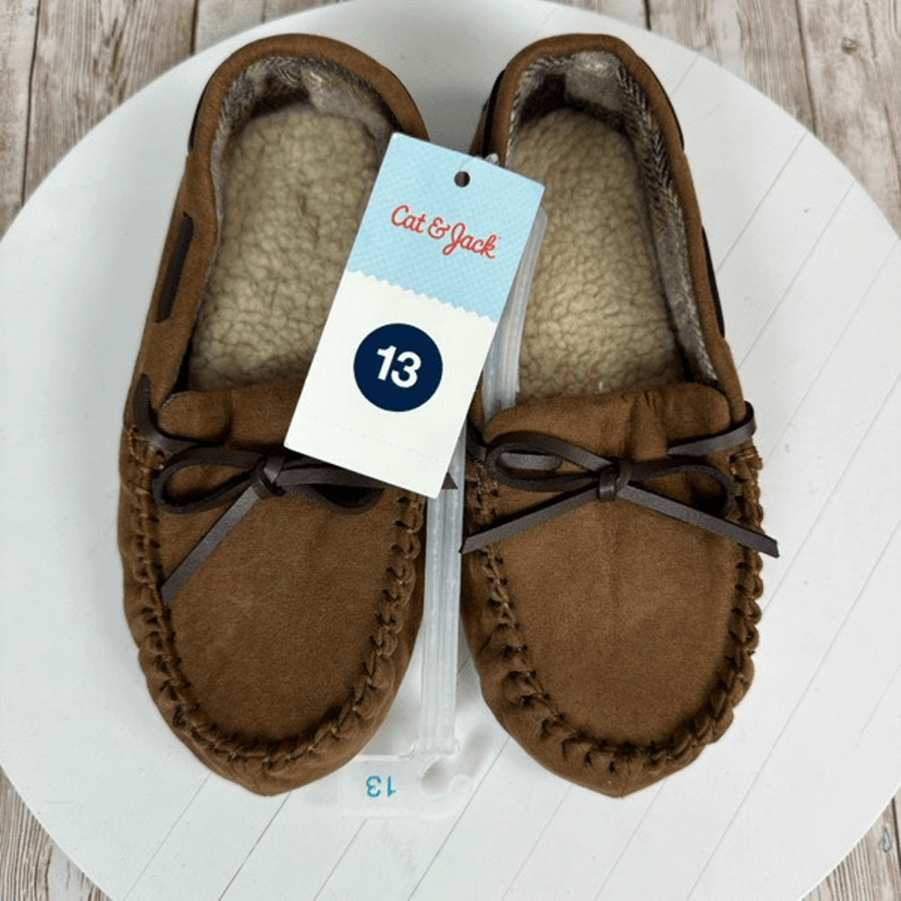 Cat & Jack Kids Slippers Size 13